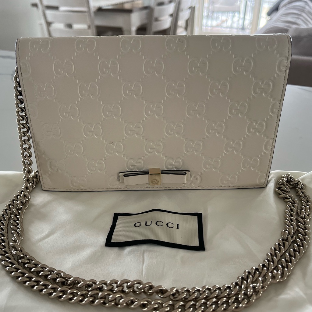 Gucci Signature White Guccissima Bow Wallet On Chain Woc Shoulder Crossbody Bag